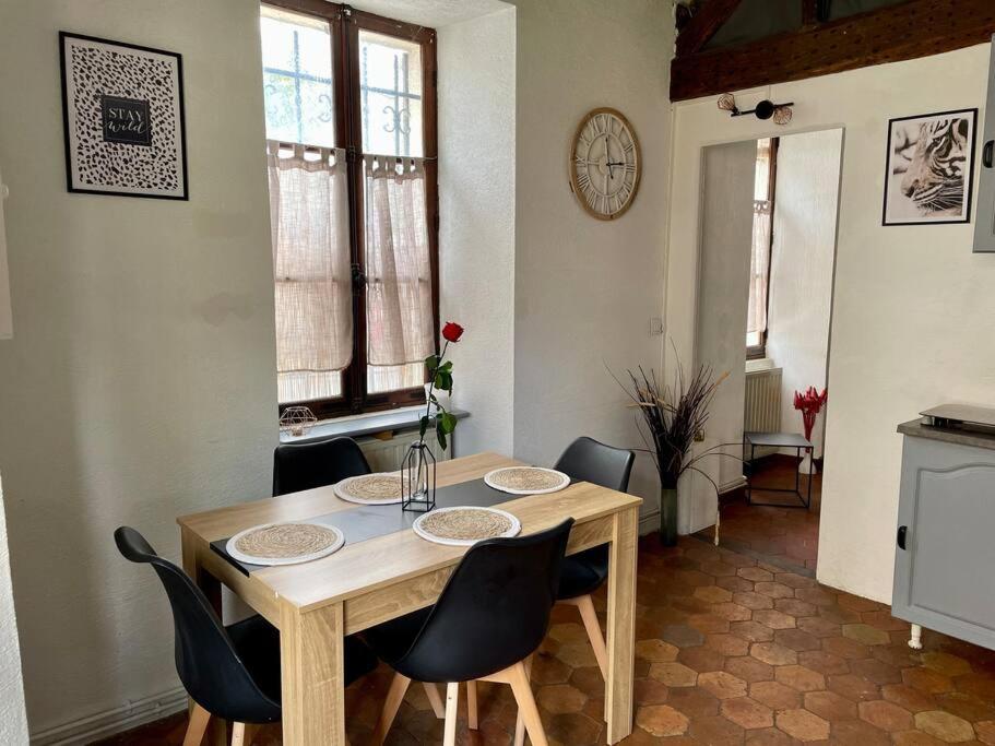 Maison A Proximite De Barbizon / Fontainebleau / A6 Saint-Sauveur-sur-Ecole Екстериор снимка